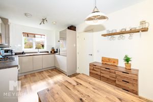 Photo 15- click for photo gallery